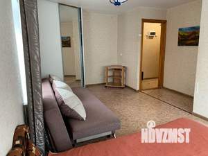 1-к квартира, посуточно, 38м2, 3/5 этаж