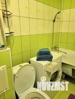 Студия квартира, посуточно, 30м2, 4/10 этаж