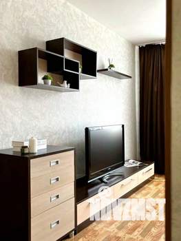 1-к квартира, посуточно, 47м2, 1/1 этаж