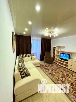 1-к квартира, посуточно, 46м2, 5/5 этаж