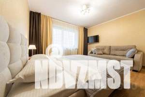 1-к квартира, посуточно, 42м2, 4/10 этаж