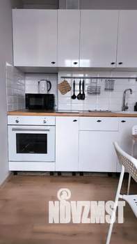 Студия квартира, посуточно, 36м2, 10/18 этаж