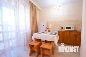 1-к квартира, посуточно, 35м2, 9/25 этаж