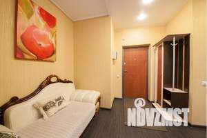 1-к квартира, посуточно, 42м2, 17/20 этаж