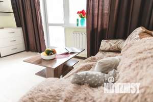 Студия квартира, посуточно, 30м2, 10/10 этаж