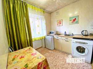 1-к квартира, посуточно, 38м2, 1/1 этаж