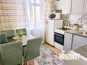 2-к квартира, посуточно, 56м2, 4/5 этаж
