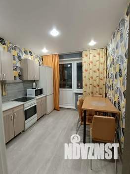 1-к квартира, посуточно, 36м2, 4/14 этаж