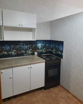 Студия квартира, на длительный срок, 28м2, 17/18 этаж