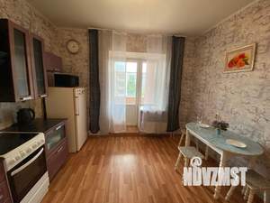 1-к квартира, посуточно, 42м2, 4/10 этаж