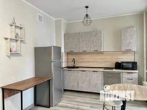 Студия квартира, посуточно, 33м2, 10/17 этаж