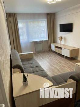 2-к квартира, посуточно, 45м2, 1/1 этаж