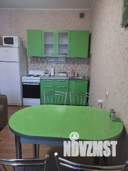 1-к квартира, посуточно, 42м2, 2/20 этаж