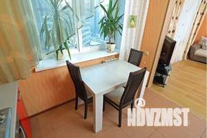 2-к квартира, посуточно, 58м2, 7/10 этаж