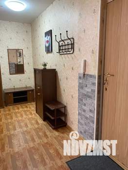 1-к квартира, посуточно, 42м2, 5/10 этаж