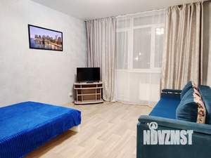 1-к квартира, посуточно, 45м2, 3/25 этаж