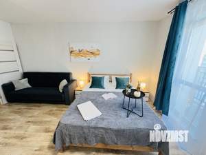 Студия квартира, посуточно, 40м2, 21/24 этаж