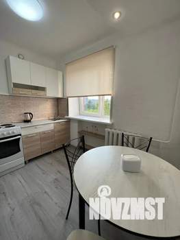 1-к квартира, посуточно, 50м2, 3/5 этаж