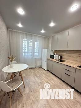 1-к квартира, посуточно, 42м2, 12/17 этаж