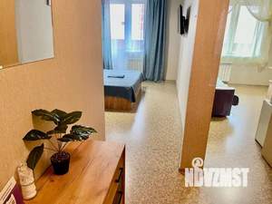 1-к квартира, посуточно, 40м2, 6/25 этаж