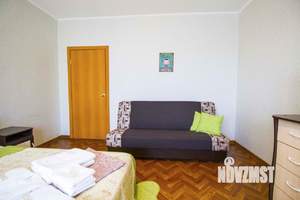 1-к квартира, посуточно, 40м2, 9/10 этаж