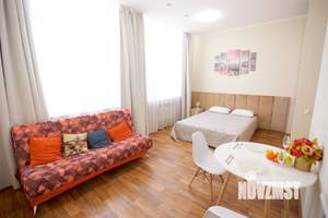 Студия квартира, посуточно, 40м2, 7/11 этаж