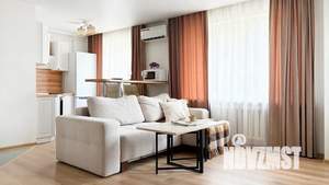 Студия квартира, посуточно, 40м2, 2/9 этаж