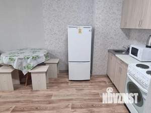 Студия квартира, посуточно, 32м2, 12/17 этаж