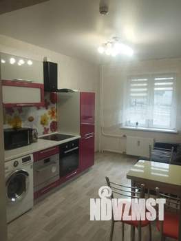 2-к квартира, посуточно, 42м2, 1/16 этаж