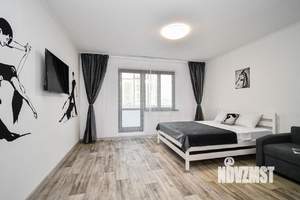 1-к квартира, посуточно, 37м2, 1/1 этаж