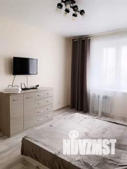 1-к квартира, посуточно, 40м2, 8/10 этаж
