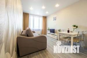 2-к квартира, посуточно, 50м2, 6/25 этаж