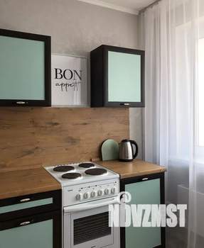 1-к квартира, посуточно, 45м2, 13/19 этаж