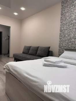 Студия квартира, посуточно, 28м2, 3/17 этаж