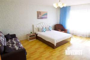 1-к квартира, посуточно, 54м2, 1/1 этаж