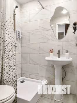 Студия квартира, посуточно, 18м2, 1/10 этаж