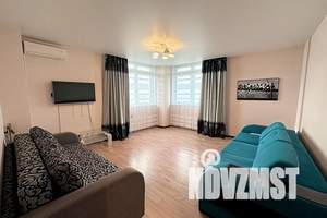 2-к квартира, посуточно, 60м2, 23/26 этаж
