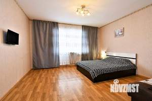 1-к квартира, посуточно, 42м2, 2/10 этаж