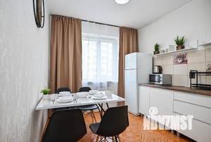 1-к квартира, посуточно, 35м2, 5/10 этаж