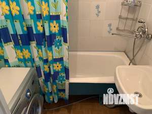 1-к квартира, посуточно, 32м2, 4/10 этаж