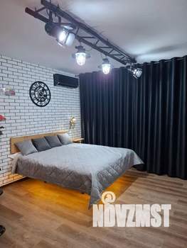 Студия квартира, посуточно, 32м2, 3/25 этаж