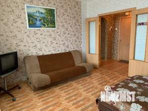 1-к квартира, посуточно, 42м2, 3/10 этаж