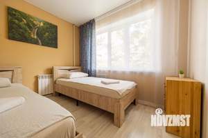 3-к квартира, посуточно, 47м2, 1/1 этаж