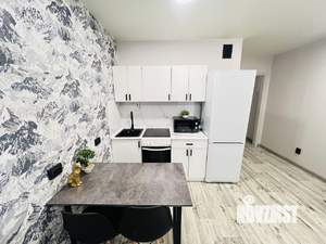 Студия квартира, посуточно, 40м2, 5/25 этаж