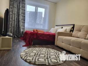 1-к квартира, посуточно, 38м2, 7/10 этаж