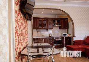 1-к квартира, посуточно, 54м2, 1/1 этаж