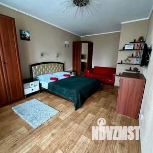 1-к квартира, посуточно, 35м2, 1/1 этаж