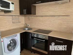 Студия квартира, посуточно, 42м2, 2/10 этаж