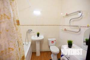 Студия квартира, посуточно, 40м2, 12/23 этаж