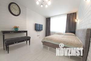 1-к квартира, посуточно, 40м2, 13/18 этаж